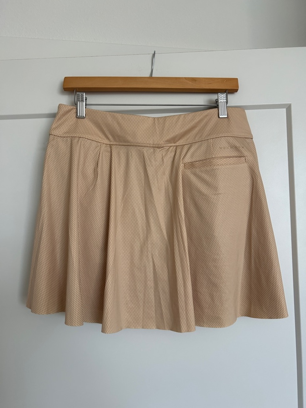 DUNNING PERFORMANCE SKIRT SKORT SHORTS SIZE M NWT